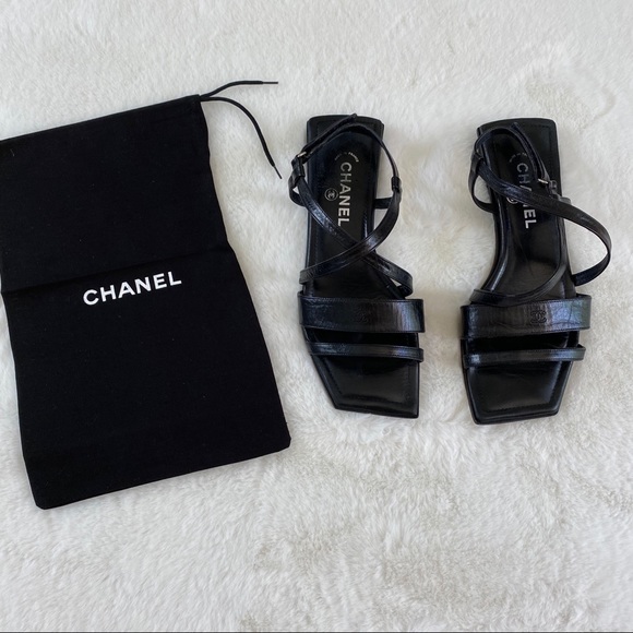 CHANEL Shoes - 💕Authentic Chanel Leather Strap Flat Sandals